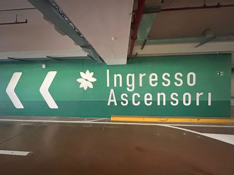 Parcheggi Commerciali (15)